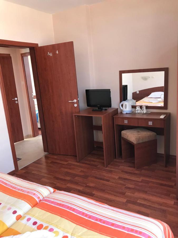 Red House Guest House Nesebyr Zewnętrze zdjęcie