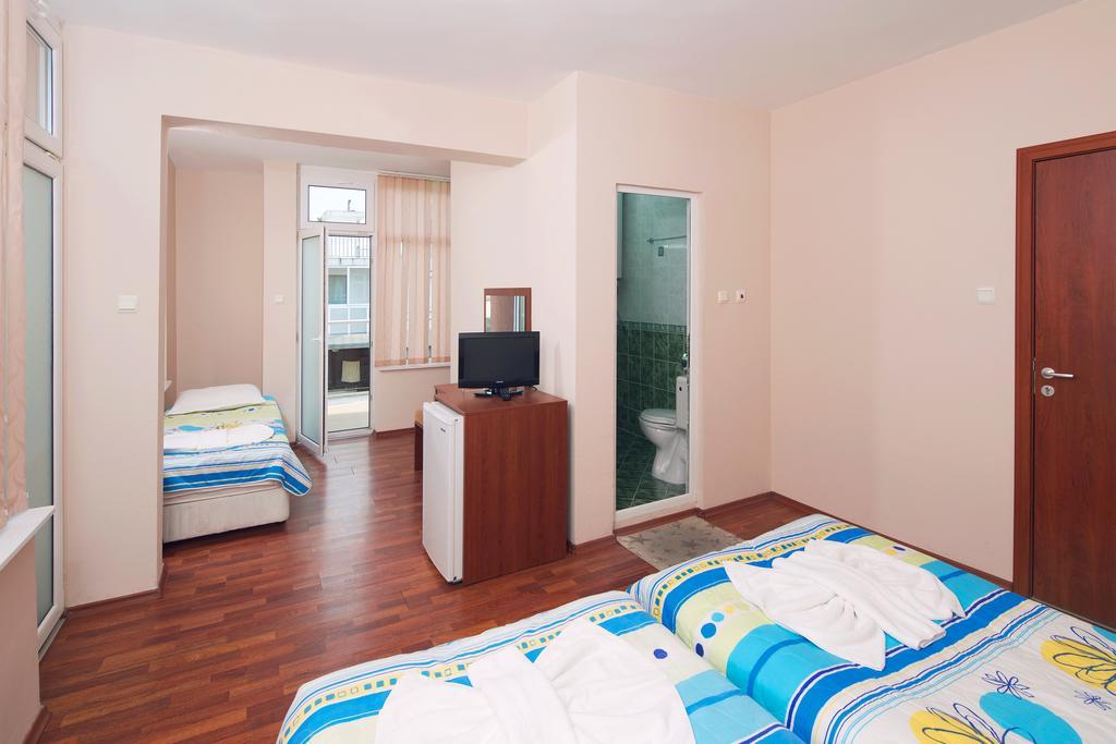 Red House Guest House Nesebyr Zewnętrze zdjęcie