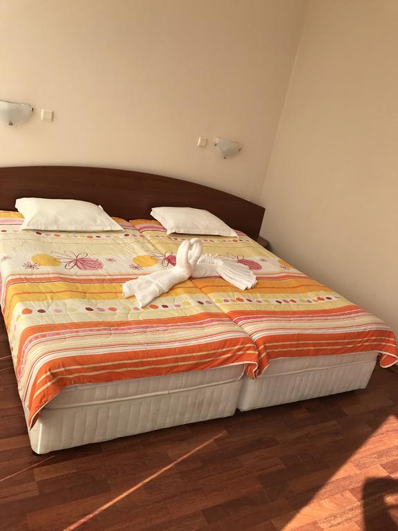 Red House Guest House Nesebyr Zewnętrze zdjęcie
